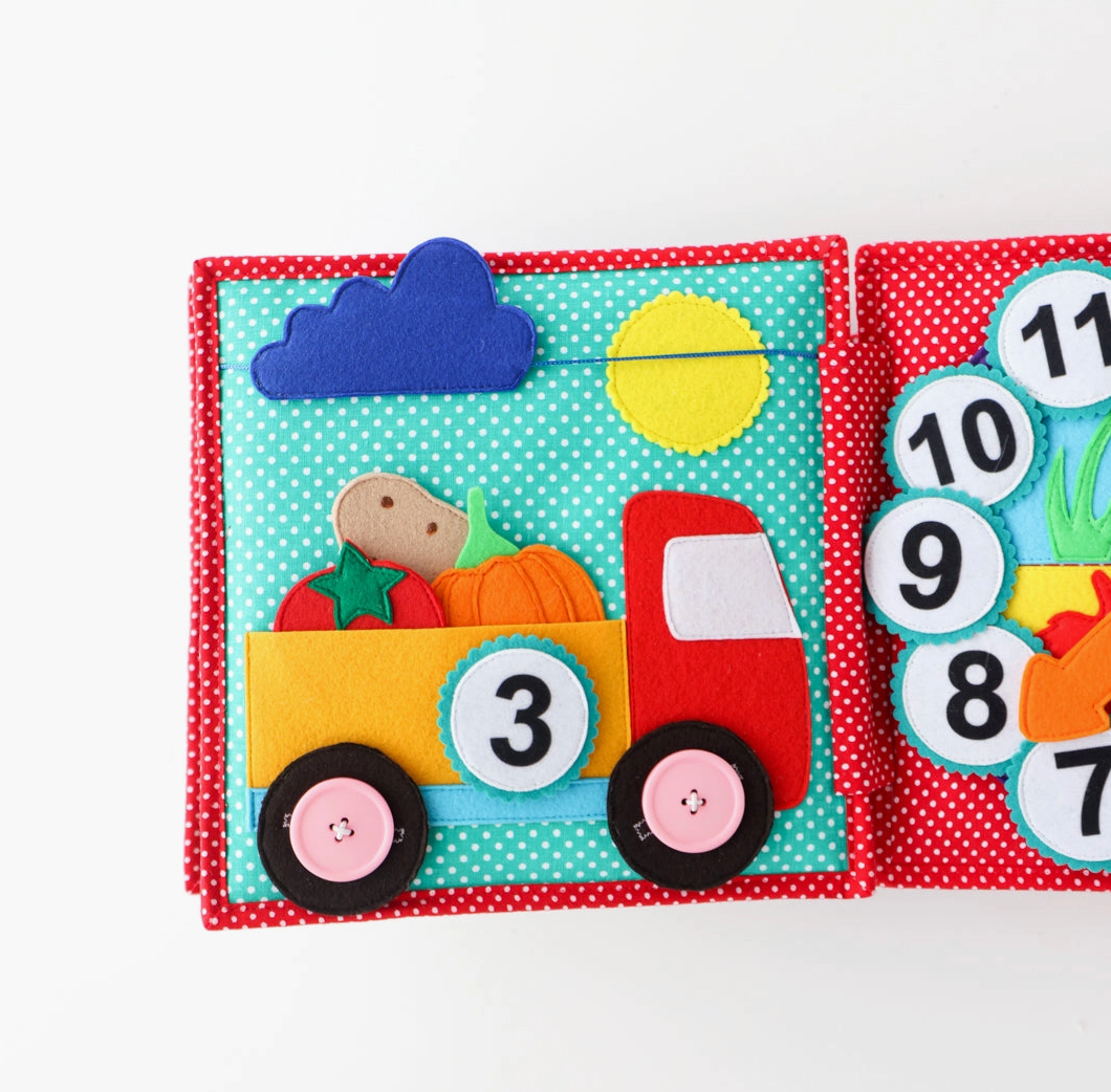 Little Farm Numeracy Quiet Book - Maxi